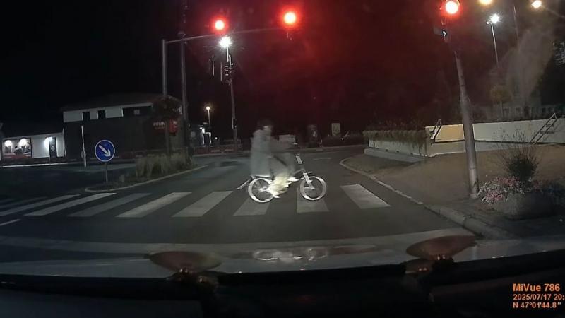Három az egyben szabálysértés történt Balatonalmádiban, ahol a rendőrök is megdöbbentek a látottakon! Nézd meg a videót, és tudd meg, mi zajlott le a helyszínen!
