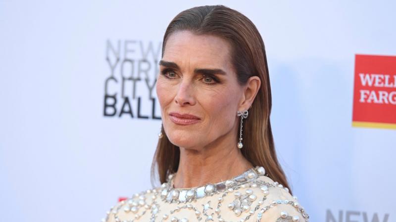 Brooke Shields: Egyedi bepillantás a legmélyebb titkaiba | Story

Brooke Shields, a Hollywood ikonikus alakja, most olyan titkokat oszt meg velünk, amelyek eddig rejtve maradtak. Az életének legintimebb pillanatai és tapasztalatai révén egy új oldala táru