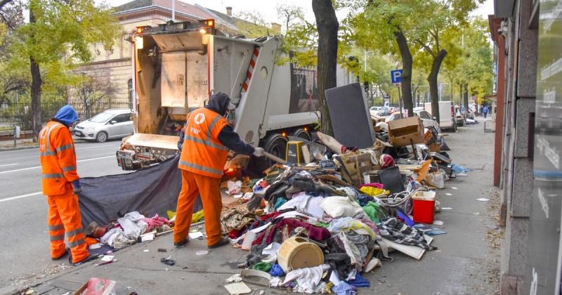 Ezekben a kerületekben indul el a hétvégi lomtalanítás Budapesten.