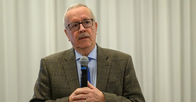 Bakondi György véleménye szerint a magyar határt embercsempész bűnszervezetek nyomás alatt tartják.