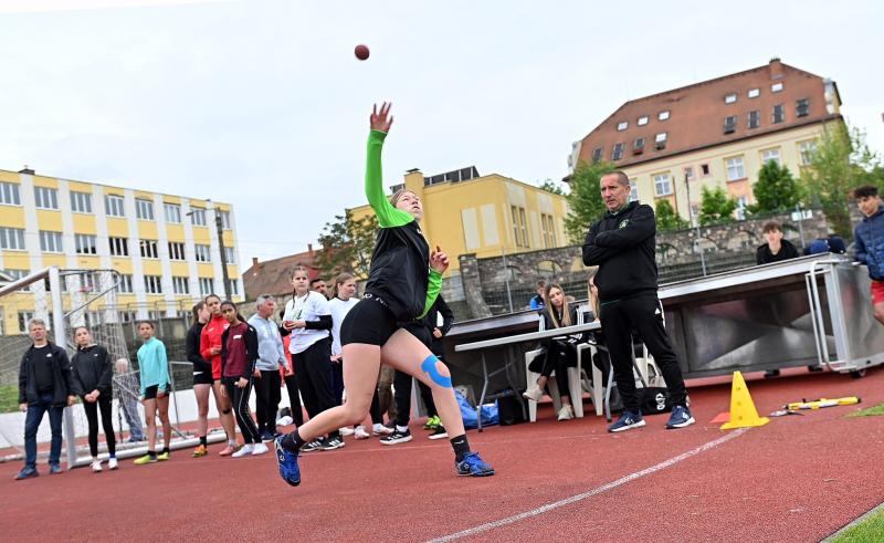 Ma ünnepeljük a magyar sport napját, amely alkalomból a polgármester Eger sportolói teljesítményeit emelte ki. Az esemény során a város kiválóságai előtt tisztelegtek, akik nemcsak a helyi közösség, hanem az ország sportéletében is jelentős szerepet játsz
