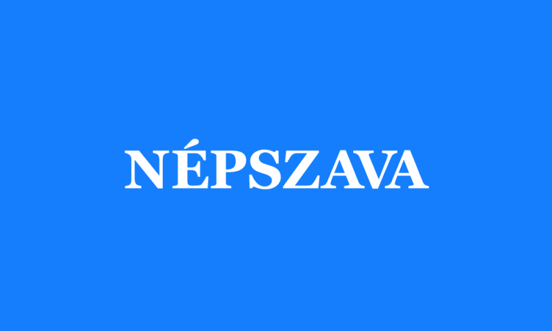 Huszonkét felháborodott egyén.