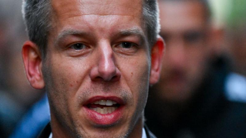 Mentelmi jog: Magyar Péter meghallgatása az EP Igazságügyi Bizottsága előtt, zárt ajtók mögött zajlott.