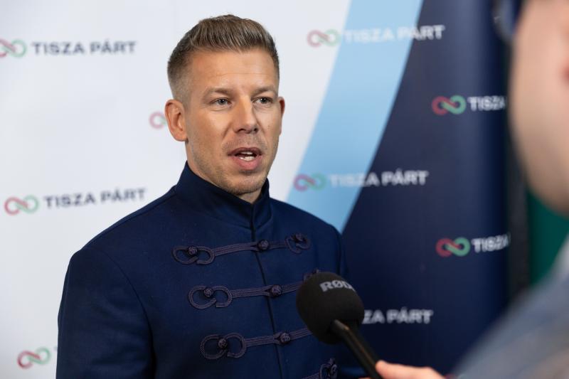 Magyar Péter kifejezésével világosan megvilágítja, hogy a Mi Hazánk mozgalom nem törekszik a kormányváltásra. Ez a megállapítás mindenkinek egyértelművé teszi a párt politikai szándékait.