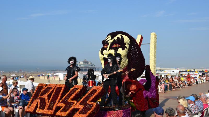 Egy újabb ikonikus figura távozott az élők sorából: elhunyt Ace Frehley, a Kiss legendás szólógitárosa, aki alapító tagként formálta meg a rockzene világát. - Pénzcentrum